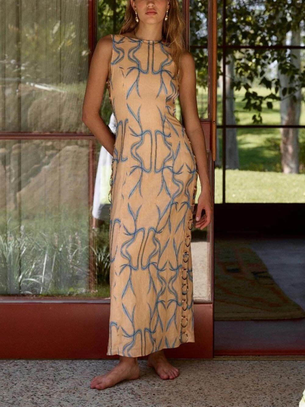 Signature Printed Hoop-Embellished Sleeveless Midi Dress Mssaz Desses