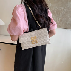 Bohemian Style Plastic Mobile Woven Essential Clutch Handbag Mssza
