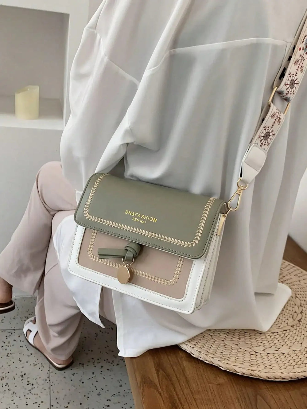Casual Contrasting Color Small Square With Wide Shoulder Strap Versatile Crossbody Bag Mssza