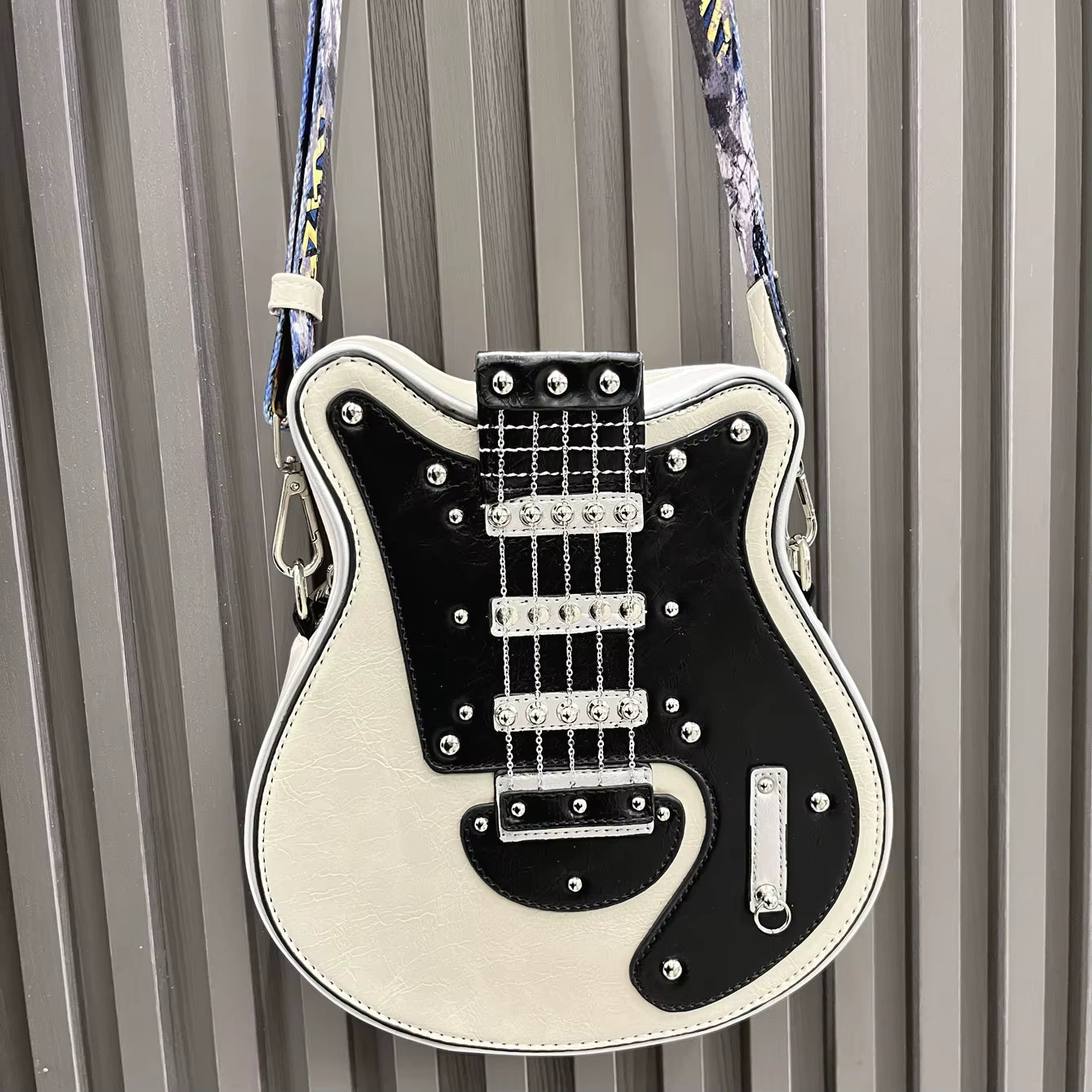 Casual Guitar Shape Handmade Crossbody Shoulder Bag Mssza