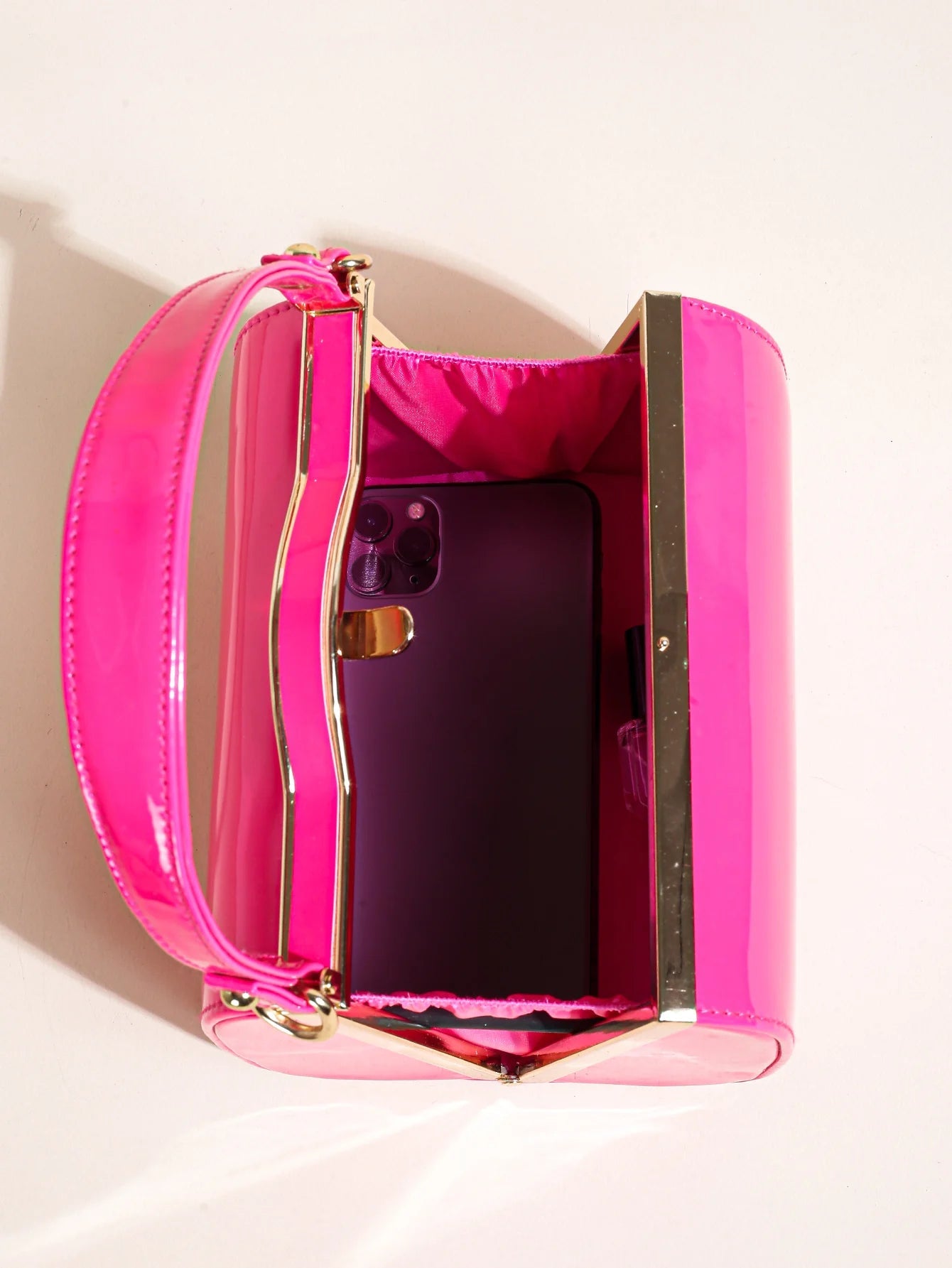Casual Highlight Cute Simple Patent Pearlescent Leather Handheld Hard Shell Clip Dinner Bag Mssza