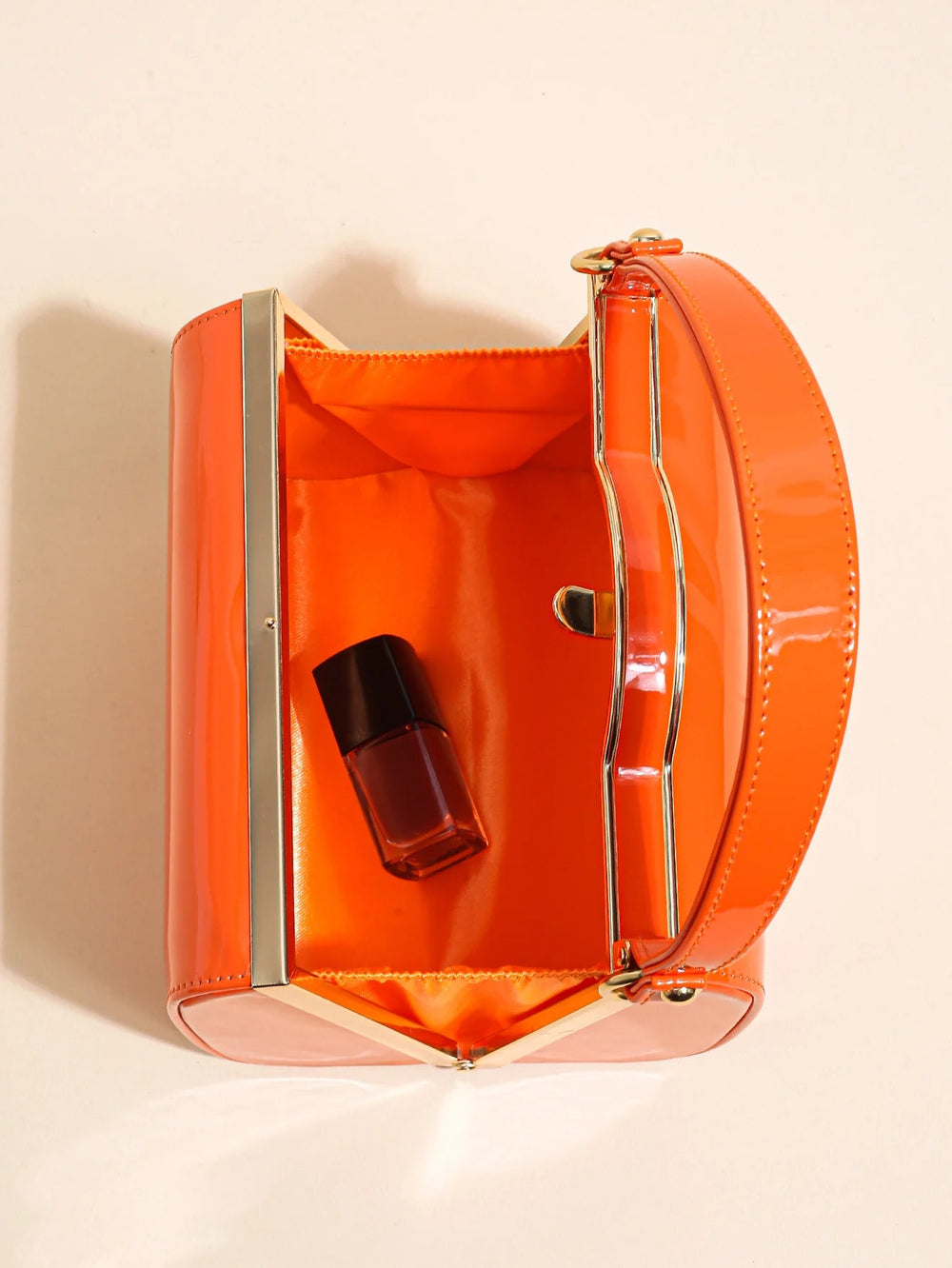 Casual Highlight Cute Simple Patent Pearlescent Leather Handheld Hard Shell Clip Dinner Bag Mssza