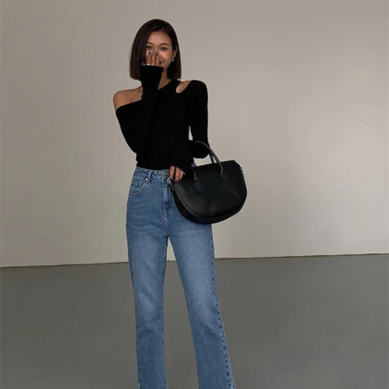 Casual Hollow Out Collar Off-shoulder Long-sleeved Slim Fit Crop Top Mssza