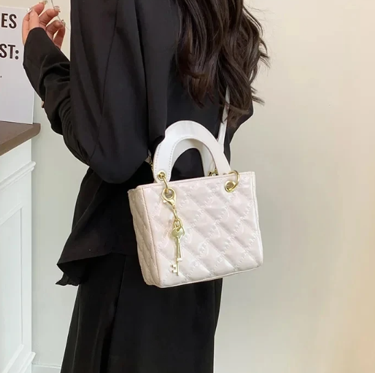 Casual PU Leather Simple Design High Quality Fashionable Versatile Crossbody Shoulder Bag Mssza