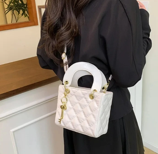 Casual PU Leather Simple Design High Quality Fashionable Versatile Crossbody Shoulder Bag Mssza