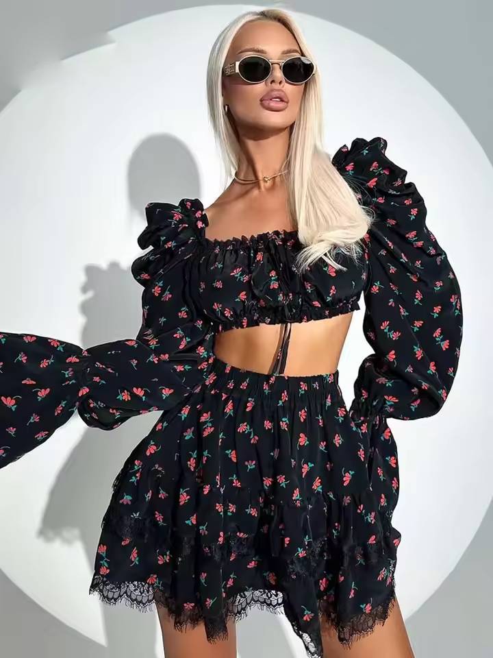 Casual Print Square Neck Lace-Up Crop Tops And Pleated Lace Skirts 2 Piece Set Mssza