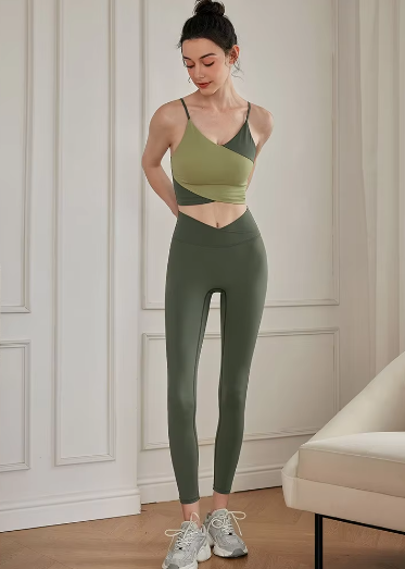 Casual Stretchy Clashing Crop Tops And Leggings 2 Pieces Yoga Set Mssza