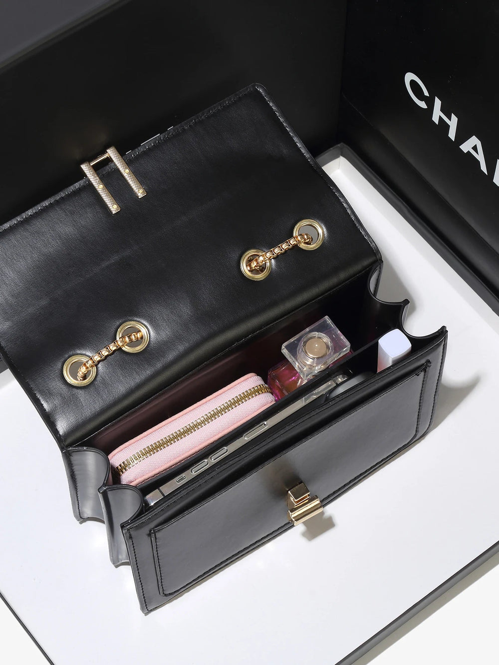 Casual Synthetic Leather Square Appliques Belt Decoration Flip Cover Handbag Crossbody Bag Mssza