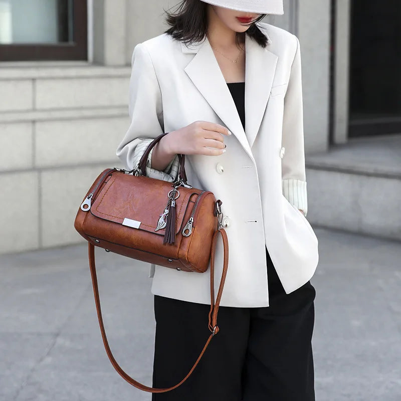 Casual Tassel Decor Large Capacity Zipper With Removable Strap Boston Shoulder Crossbody Bag Mssza