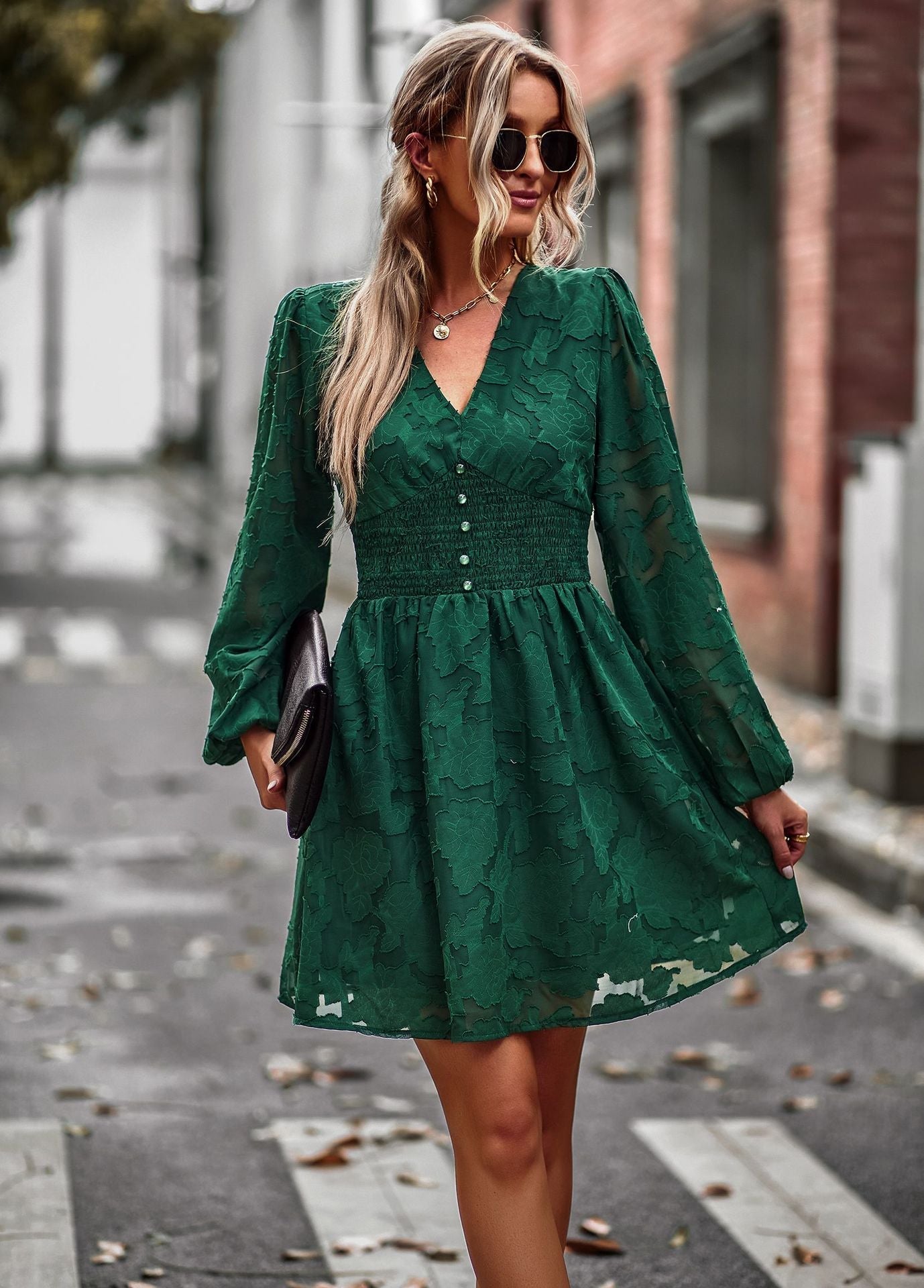Chic Hook Flower Hollow Button Full Sleeve Mini Dress Mssaz Desses