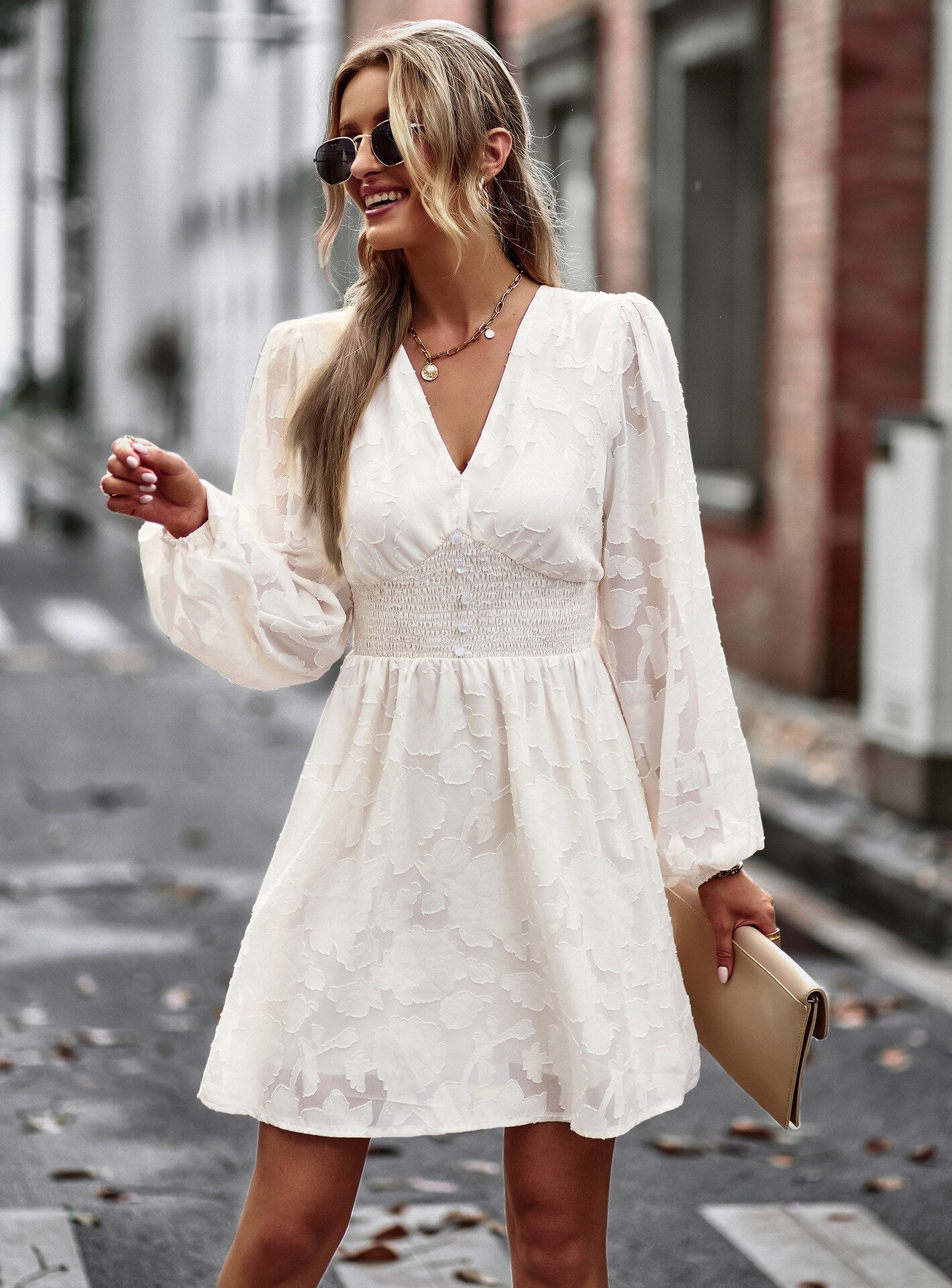 Chic Hook Flower Hollow Button Full Sleeve Mini Dress Mssaz Desses