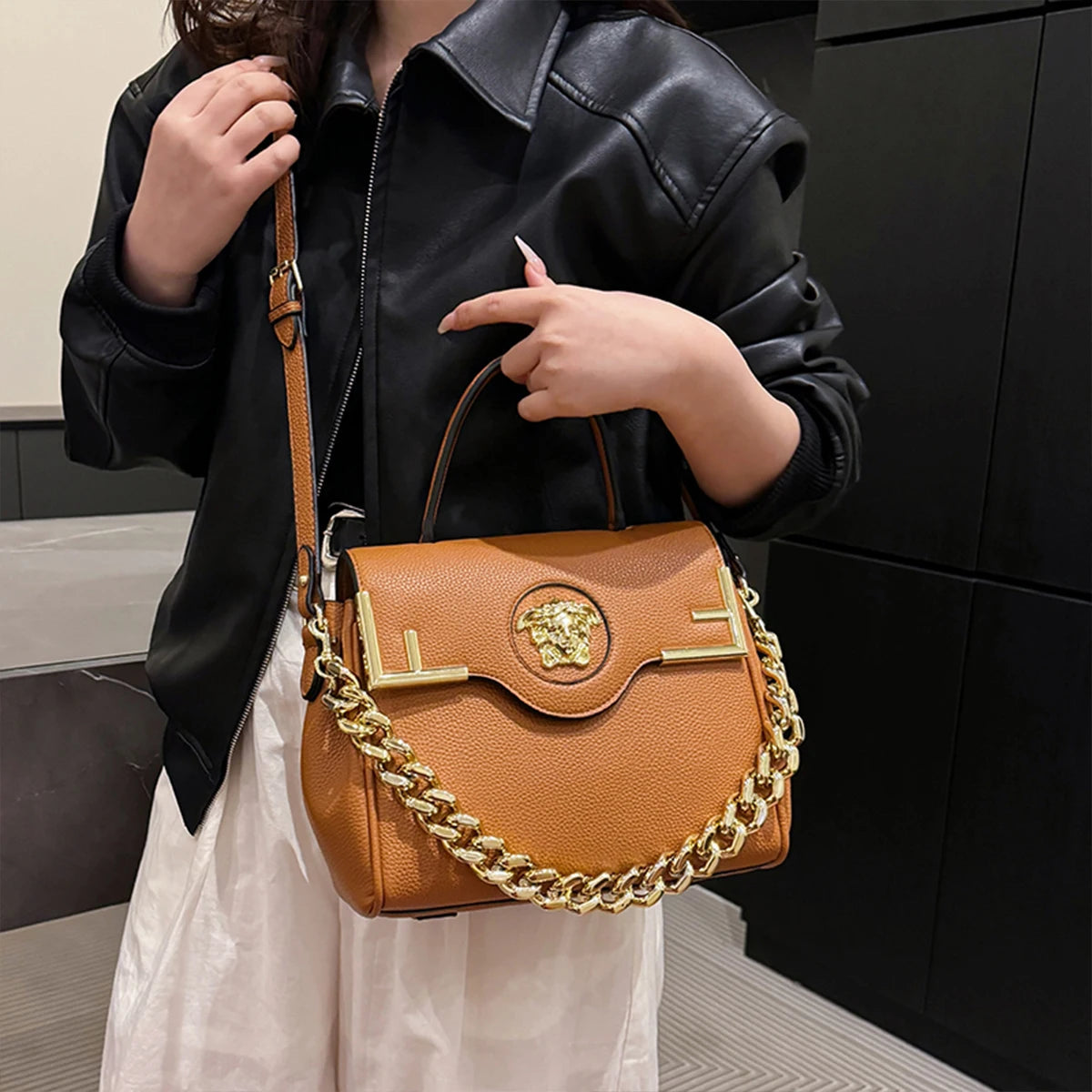 Casual Chic Leather-Texture PU Large Capacity Flap Magnetic Chain Adjustable Strap Crossbody Bag Mssza