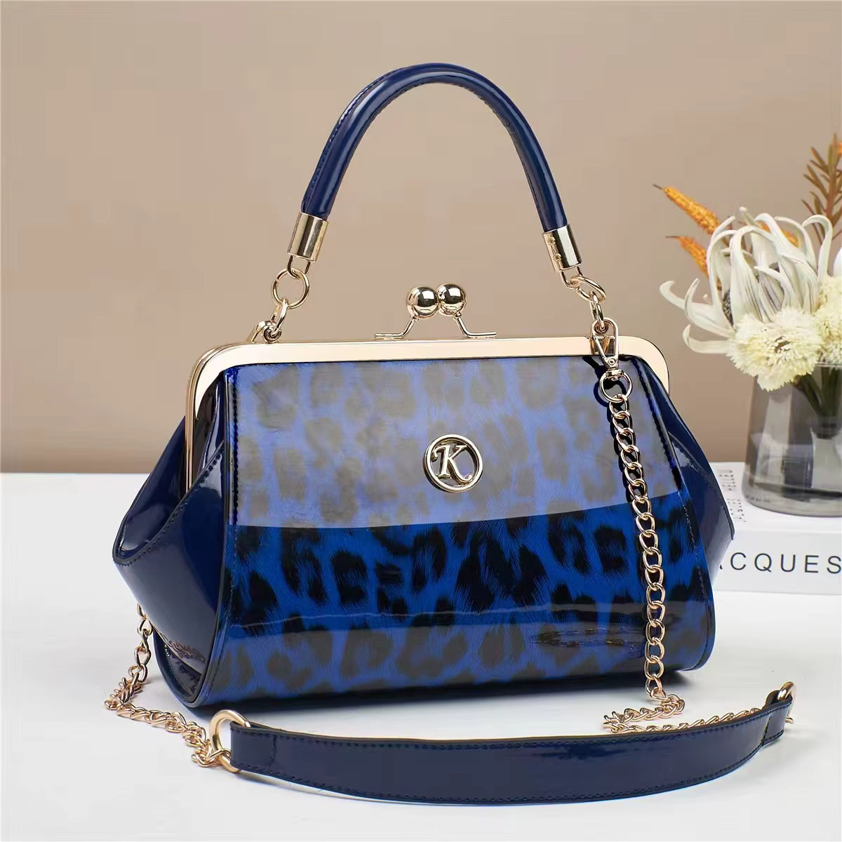Classic Retro High-Quality Glossy Diagonal Cross Shoulder Dinner Bag Mssza