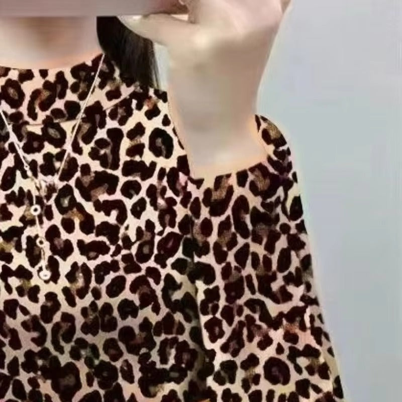 Classic Stand Neck Leopard Long Sleeve Crop Top Mssza