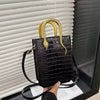 Crocodile Pattern Leather Metal Solid Square Shoulder Handbag Mssza