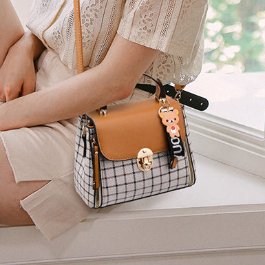 Crossbody Bag â€?Thin Plaid Metal Closure Flap Top Zipper Accented Mssza