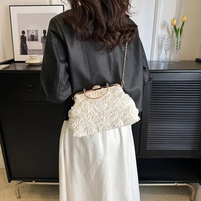 Crystal Bead Flowers Zipper Shell Clip Lock Clutch Mssza