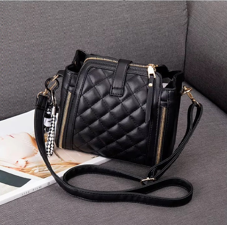 Diamond Lattice Bucket Bag Argyle Cross body Handbag Mssza
