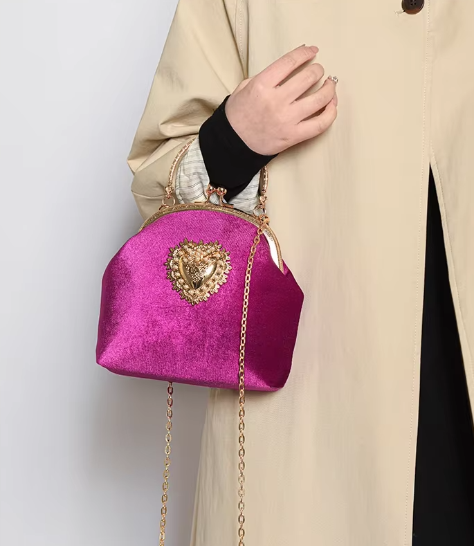 Diamonds Chains Velvet Frame Heart Shoulder and Crossbody Dinner Hand Bags Mssza