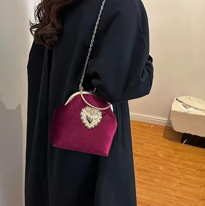 Diamonds Chains Velvet Frame Heart Shoulder and Crossbody Dinner Hand Bags Mssza