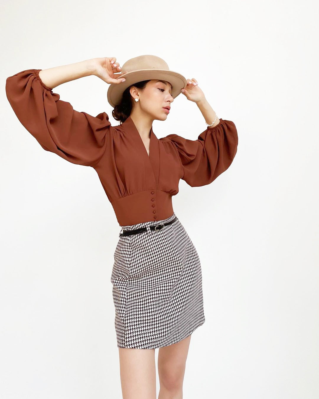 Elegant Chic Top V Neck Lantern Sleeve Button Vintage Blouse Mssza
