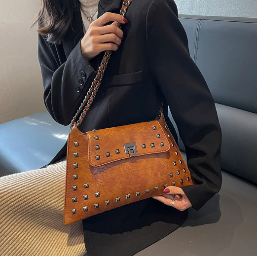 Elegant Fashionable Punk Willow Nail Envelope Single Shoulder Crossbody Handbag Bag Mssza
