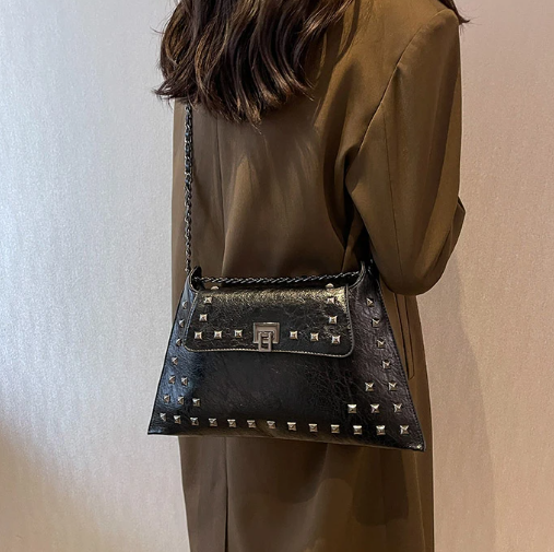 Elegant Fashionable Punk Willow Nail Envelope Single Shoulder Crossbody Handbag Bag Mssza