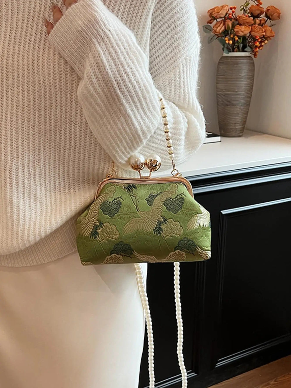 Elegant Fashionable With Contrasting Flower Print Simple Pearl Chain And Clip-On Evening Crossbody Bag Mssza