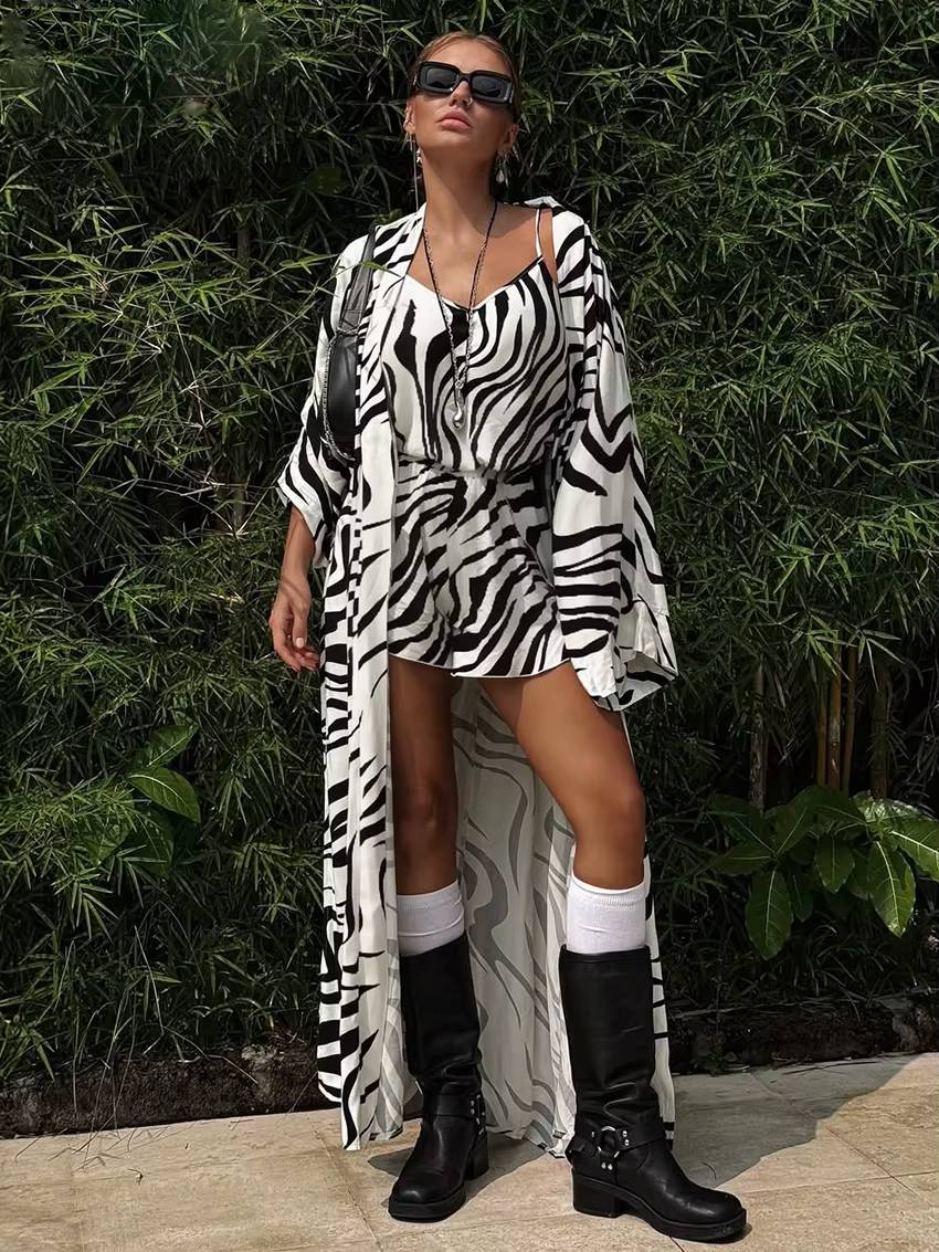 Elegant Long Sleeve Robes And Tank Top With High Waist Shorts Loose Stripe Print 2 Piece Set Mssza
