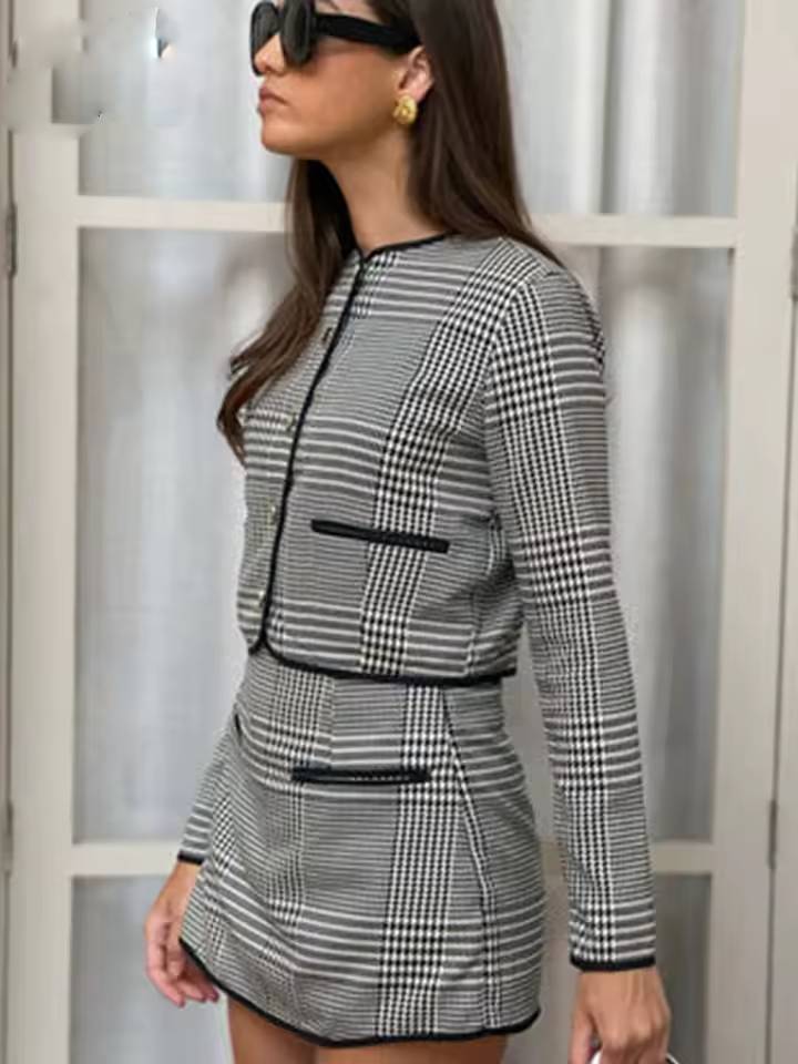 Elegant O-Neck Button Shirts And High Waist Pockets Mini Skirts 2 Piece Set Mssza