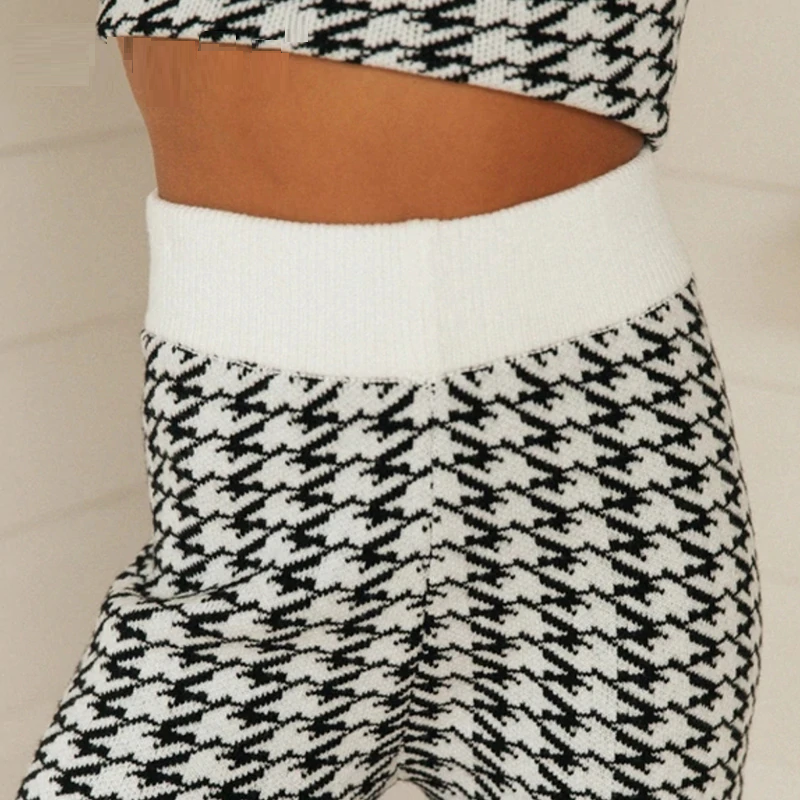 Elegant Plaid two piece Square collar knitted suit Mssza