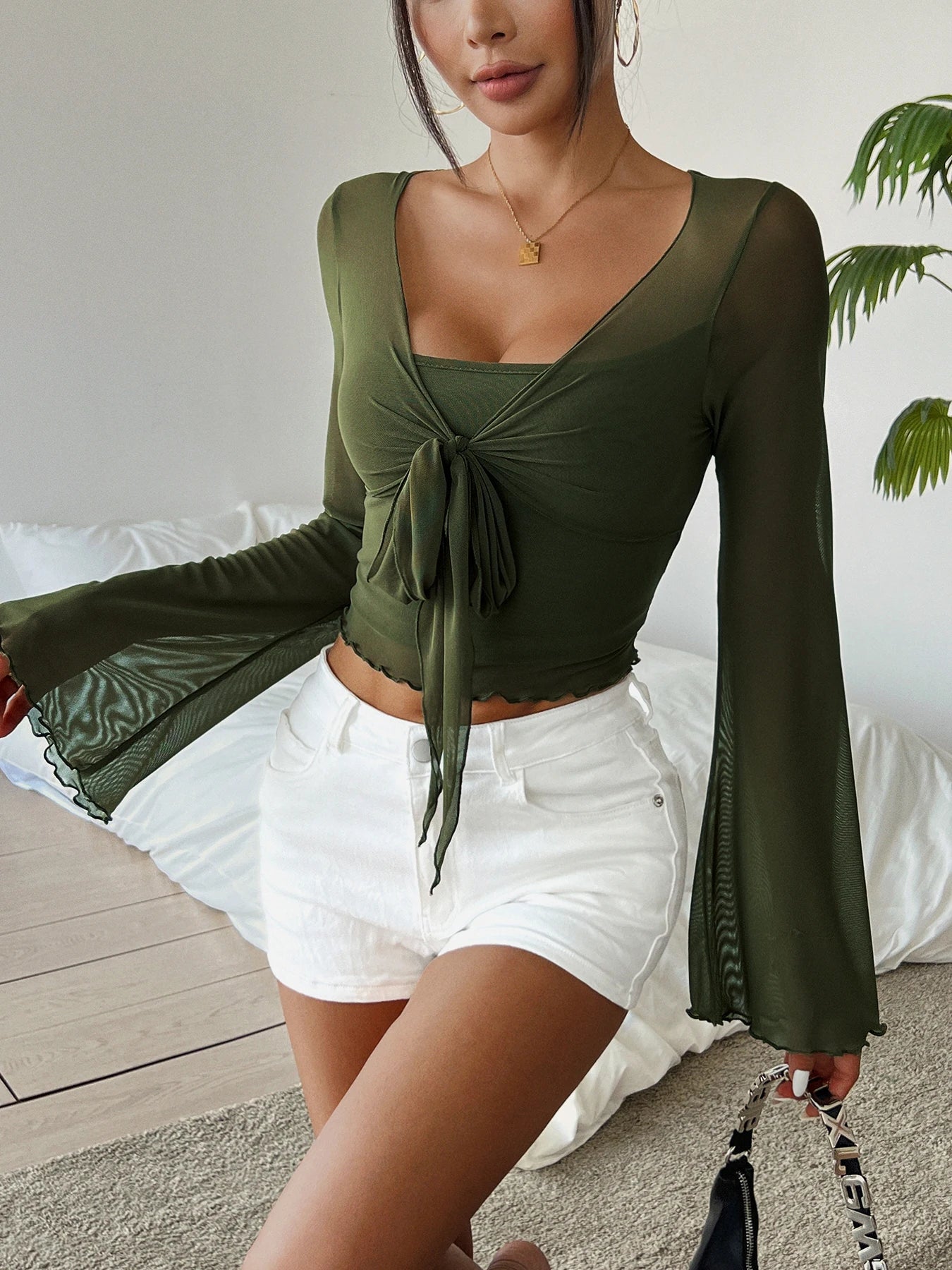 Elegant Solid Color V-neck Ruched  T-Shirt Mssza