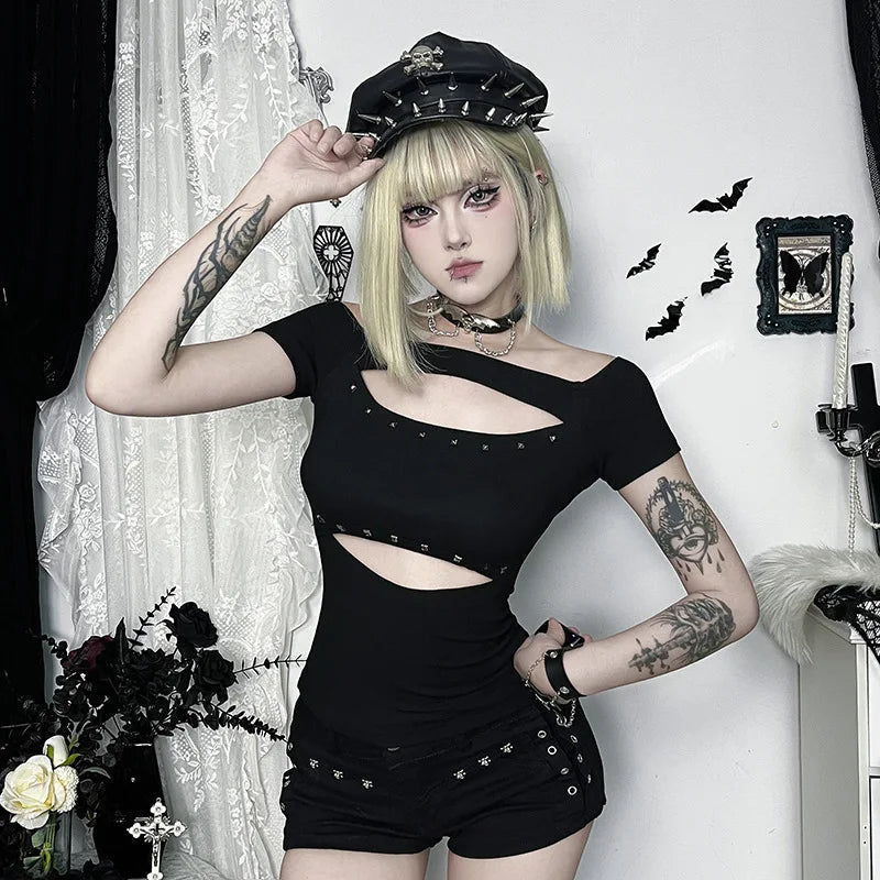 Gothic Hollow Out Rivets Short Sleeve Off-the-shoulder Crop Tee T-shirt Mssza