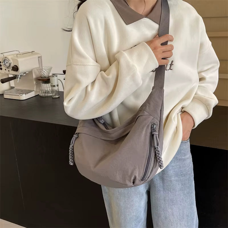 Casual High Capacity Leisure Versatile Nylon Fabric Crossbody Messenger Hobos Bag Mssza