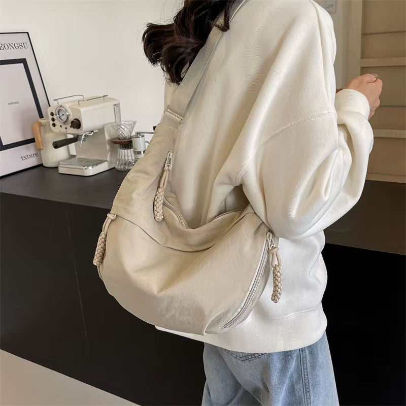 Casual High Capacity Leisure Versatile Nylon Fabric Crossbody Messenger Hobos Bag Mssza