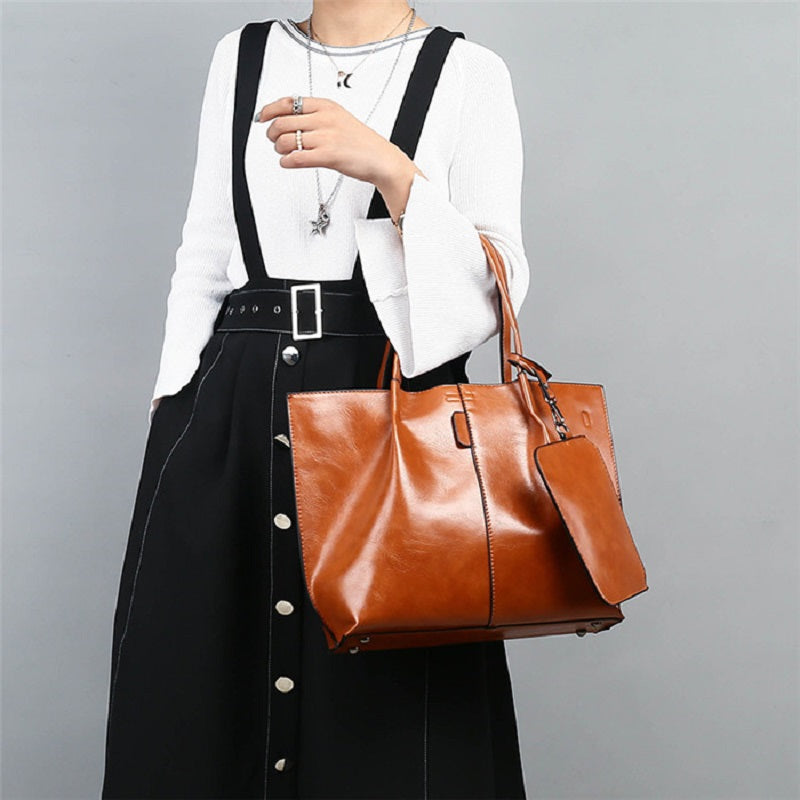 Large Capacity  Luxury Oil Wax Leather Handbags Mssza