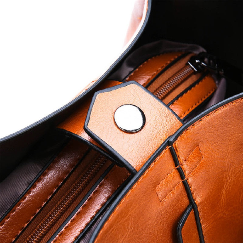 Large Capacity  Luxury Oil Wax Leather Handbags Mssza