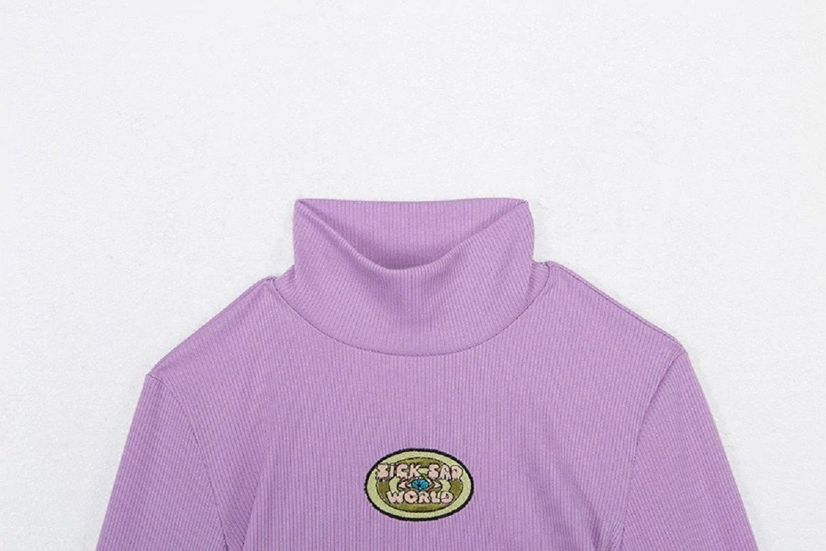 Letter Embroidery Turtleneck T-shirt Mssza