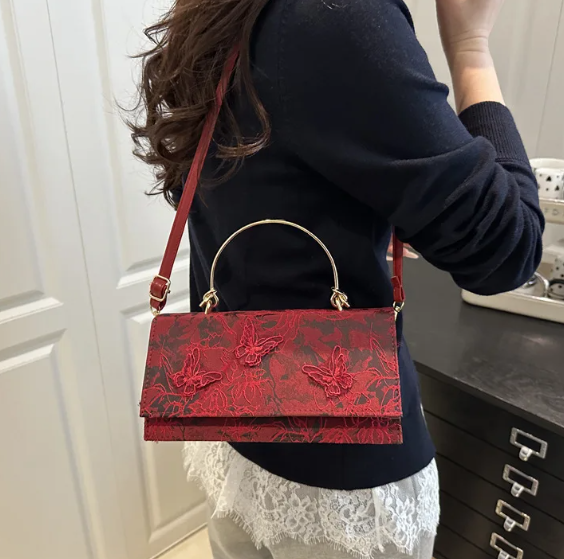 Luxury Brand  Butterfly Embroidery Baguette Messenger Shoulder Crossbody Bags Mssza