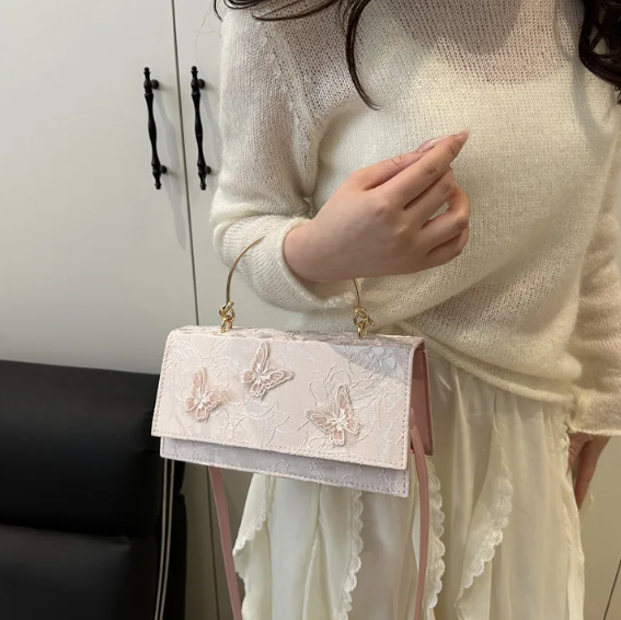 Luxury Brand  Butterfly Embroidery Baguette Messenger Shoulder Crossbody Bags Mssza