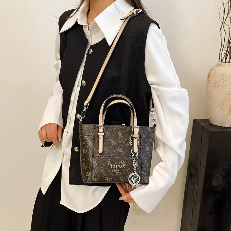 Luxury Chic Leather Crossbody Bag Buckle Strap Handbag Mssza