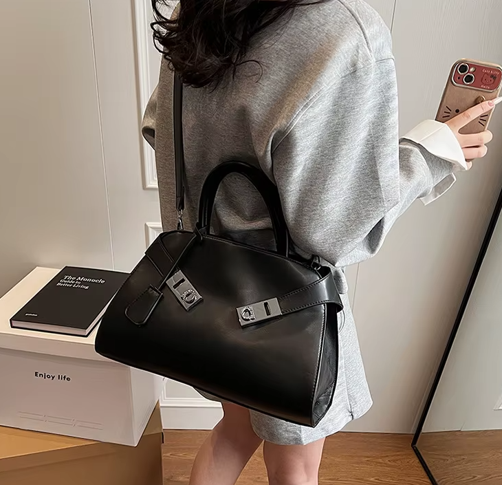 Luxury Chic Lock Shoulder Pu Leather Large Capacity Handbags Mssza