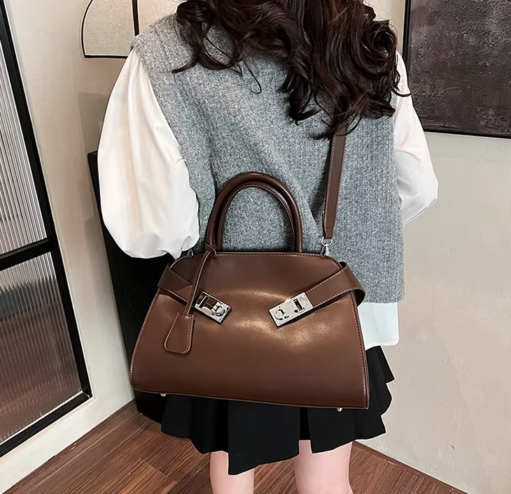Luxury Chic Lock Shoulder Pu Leather Large Capacity Handbags Mssza