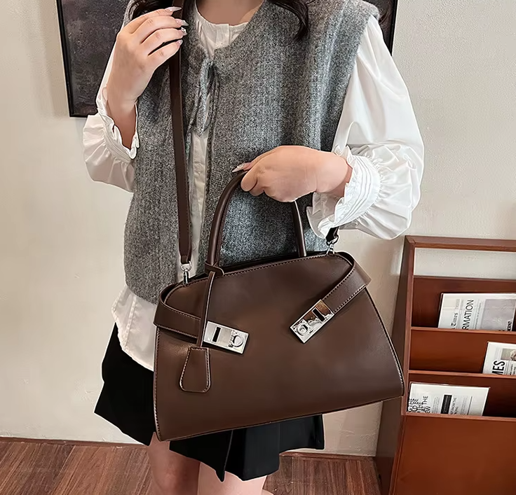 Luxury Chic Lock Shoulder Pu Leather Large Capacity Handbags Mssza