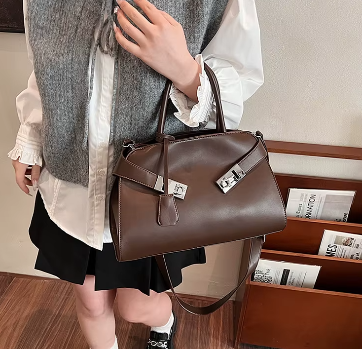Luxury Chic Lock Shoulder Pu Leather Large Capacity Handbags Mssza
