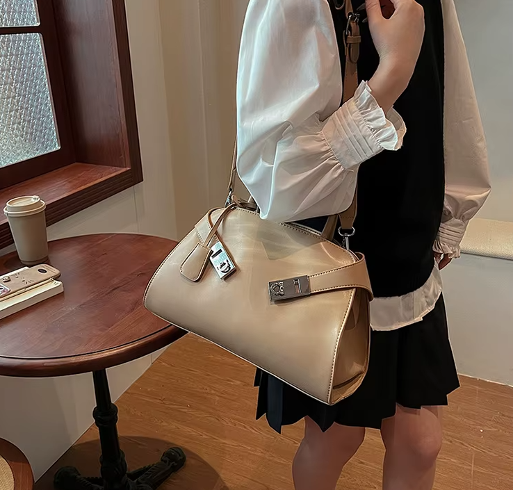 Luxury Chic Lock Shoulder Pu Leather Large Capacity Handbags Mssza