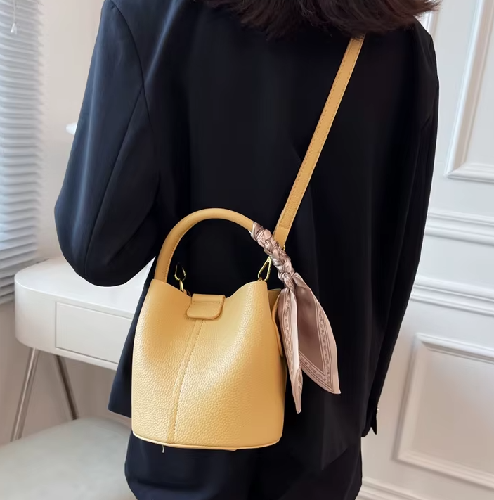 Luxury Design Solid Hasp Bucket PU Leather Crossbody Bags Mssza