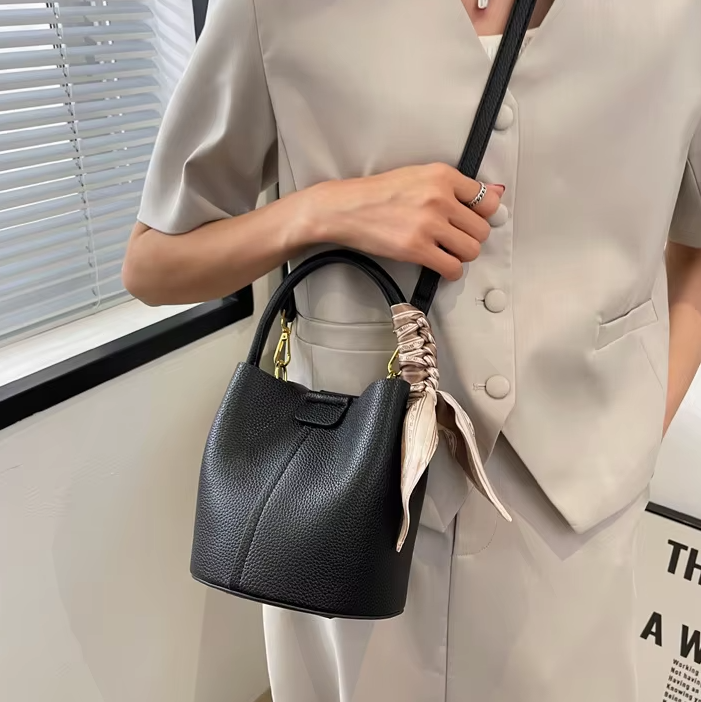 Luxury Design Solid Hasp Bucket PU Leather Crossbody Bags Mssza