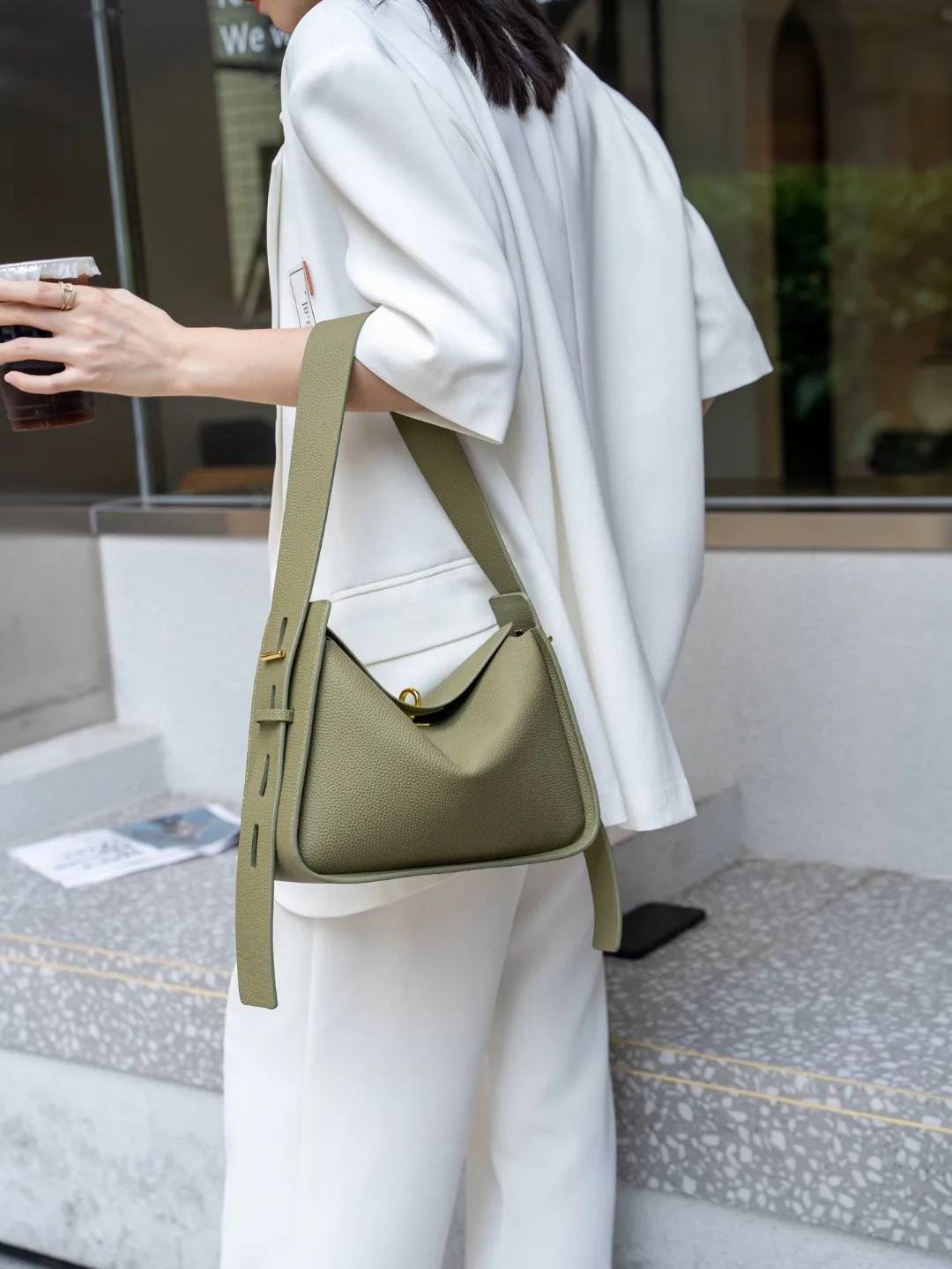 Luxury Designer Head Layer Cowhide Leather Wide Shoulder Strap Large Capacit Shoulder Crossbody Armpit Bag Mssza