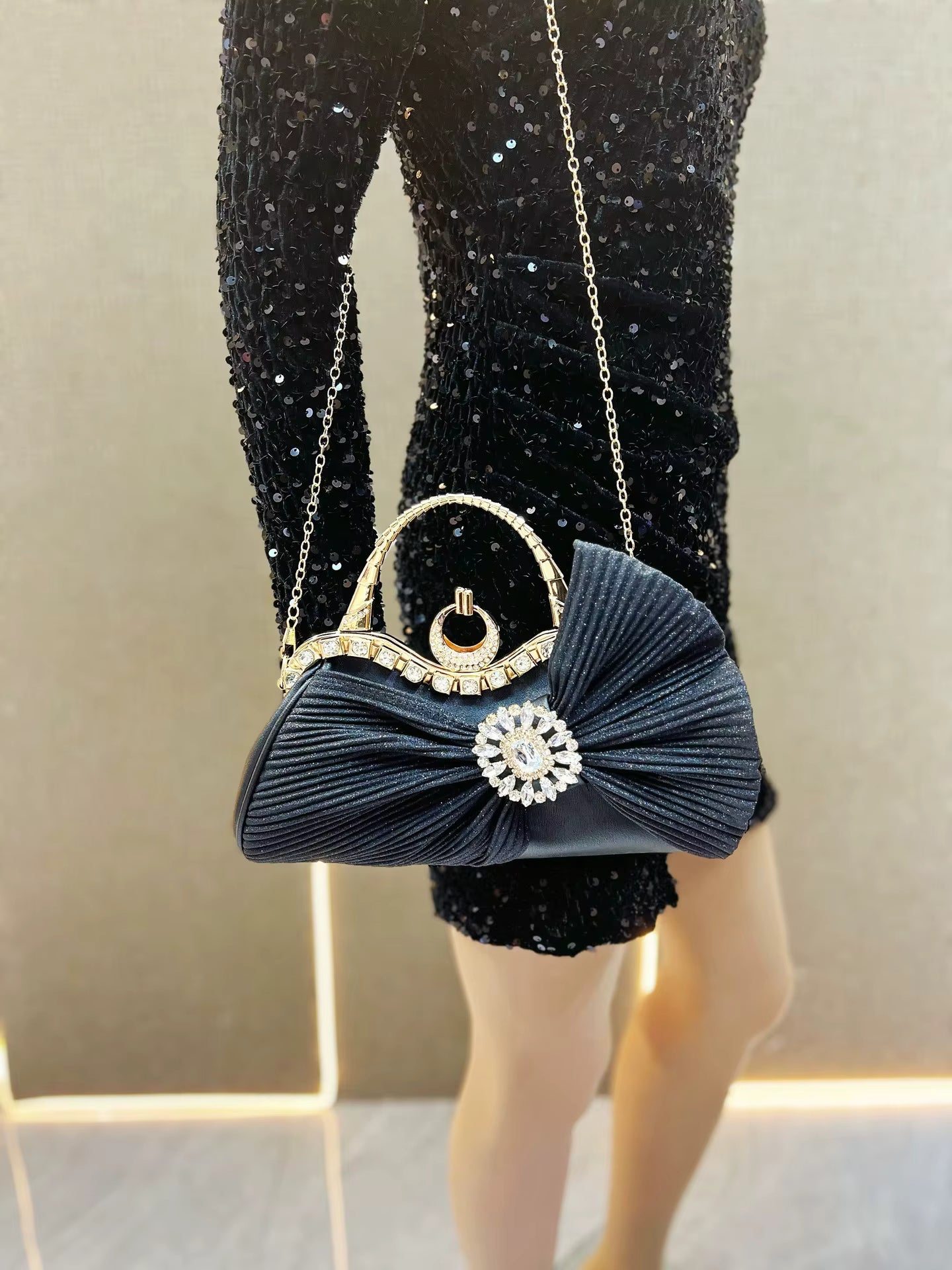 Luxury Handmade Diamond-encrusted Bow Banquet Handbag Mssza